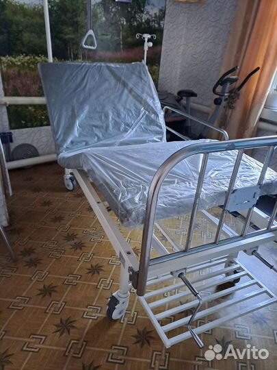 Кровать для лежачих больных бу