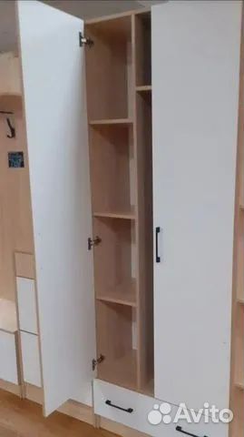 Шкаф распашной двухстворчатый