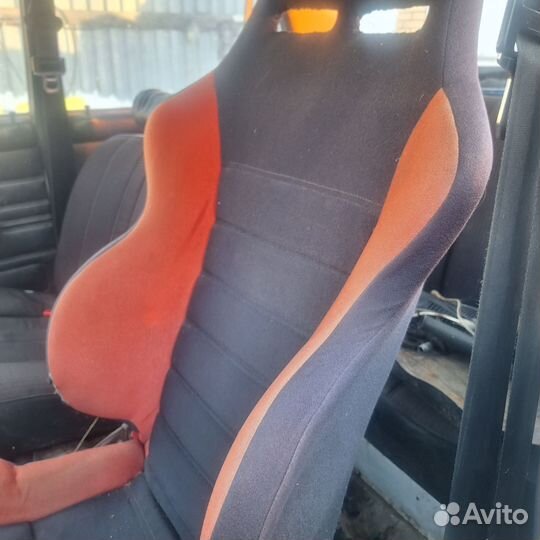 Сиденье полукош