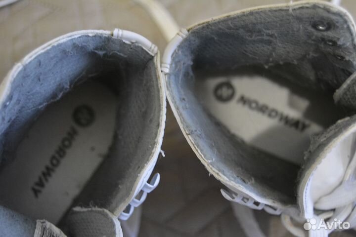 Коньки фигурные 37 размер