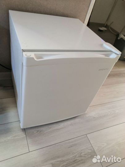 Мини барный холодильник