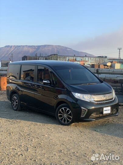 Honda Stepwgn 1.5 AT, 2015, битый, 215 000 км