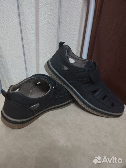 Туфли для мальчика новые