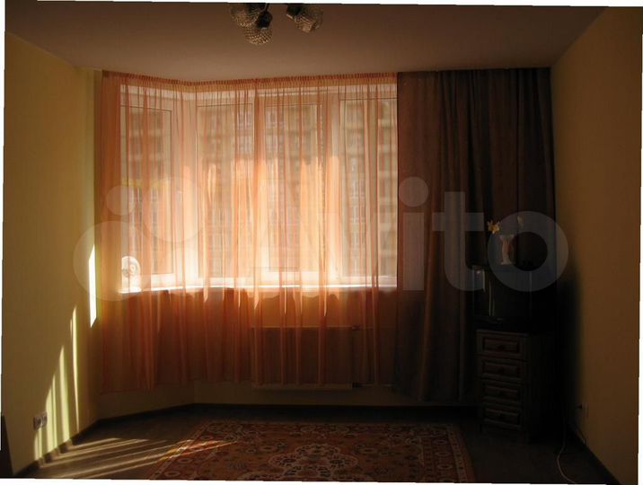 1-к. квартира, 42 м², 10/25 эт.