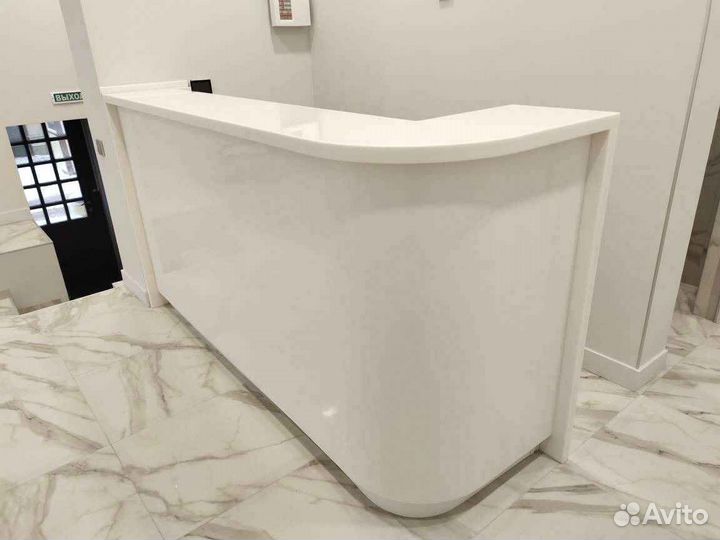 Ресепшн из искусственного камня