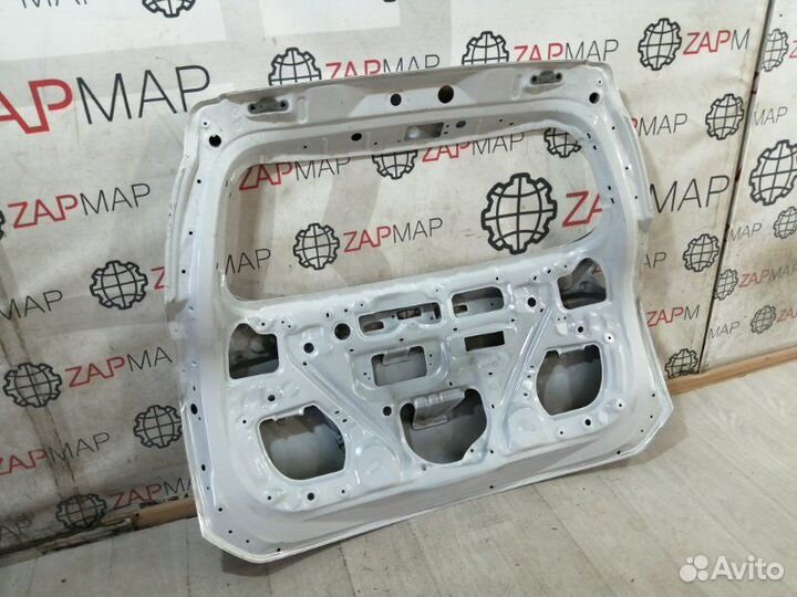 Крышка багажника задняя Toyota Rav4 XA40 2012-2015