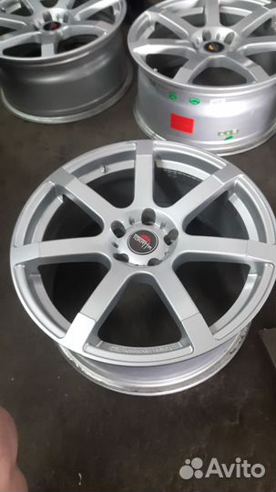 Комплект дисков r18