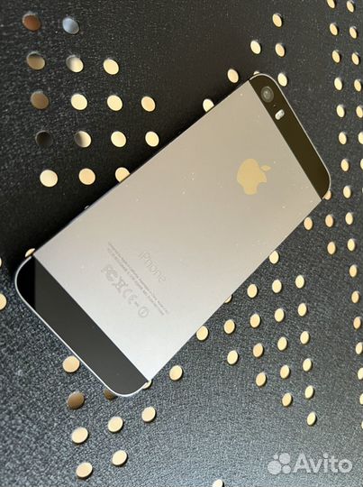 iPhone 5S, 32 ГБ