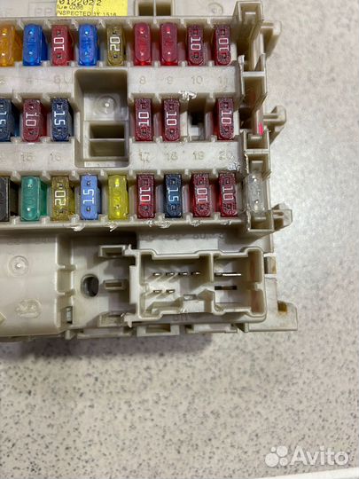 Блок предохранителей салона Nissan Sunny 2002