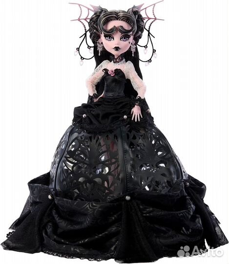 Monster High Draculaura Vampire Heart
