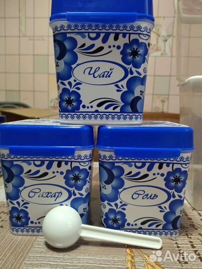 Контейнеры для сыпучих продуктов