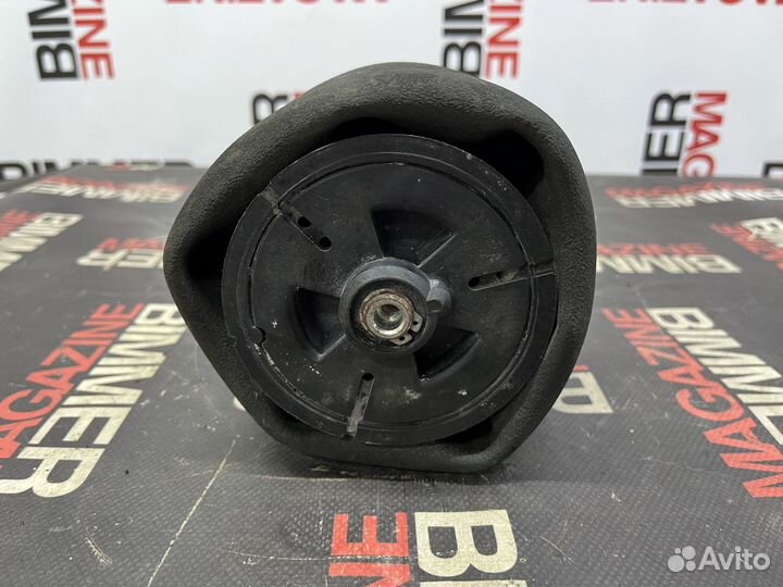 Пневмоподушка правая BMW E39 универсал