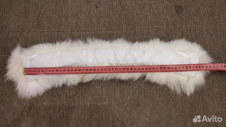 Воротник меховой песец белый