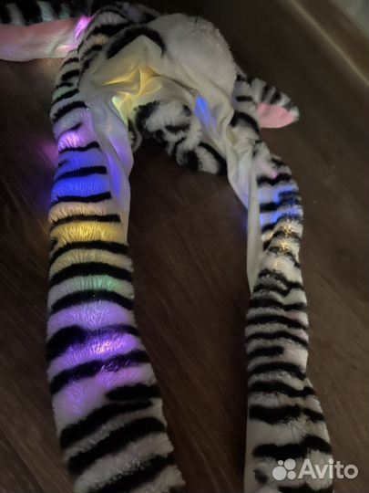 Шапка с подсветкой