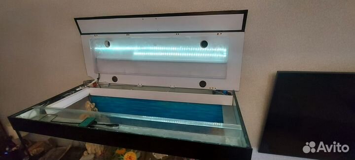 Аквариум с тумбой 500 литров
