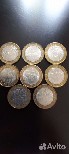 Юбилейные монеты
