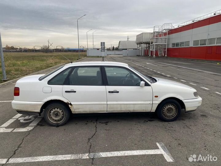 Volkswagen Passat 1.8 МТ, 1994, 365 000 км