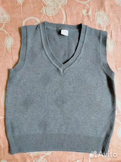 Жилетка для мальчика школьная 128