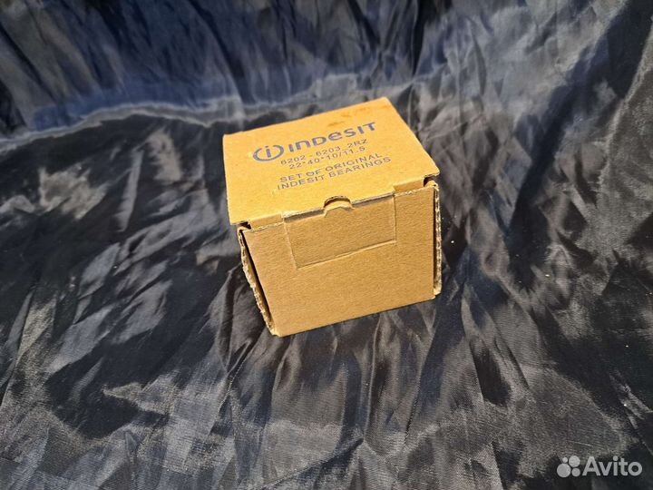 Комплект подшипников и сальник Indesit Ariston