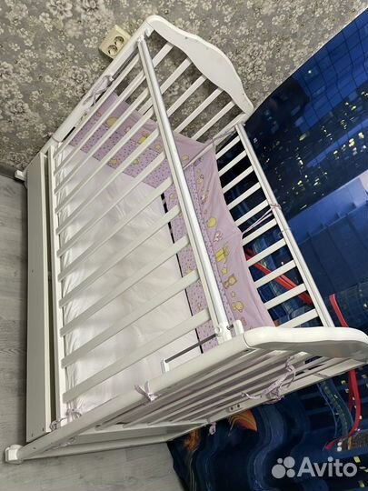 Детская кроватка