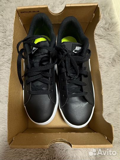 Nike court royale 2 NN женские