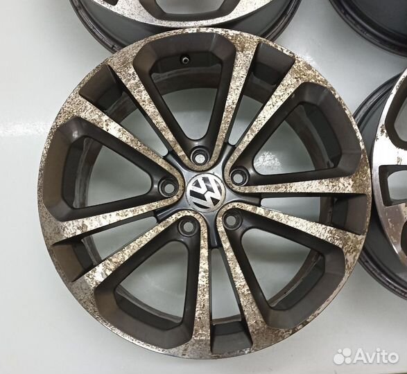 Диски Литые Volkswagen R17