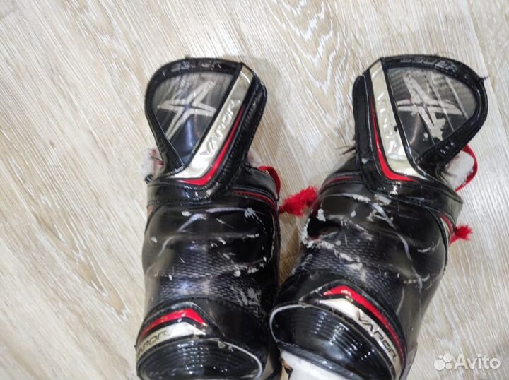 Хоккейные коньки bauer vapor x 800