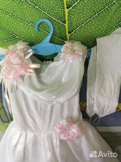 Нарядное платье на девочку