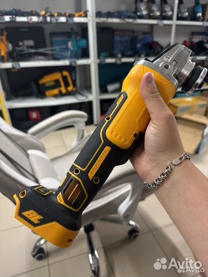 Ушм болгарка 125 dewalt тушка