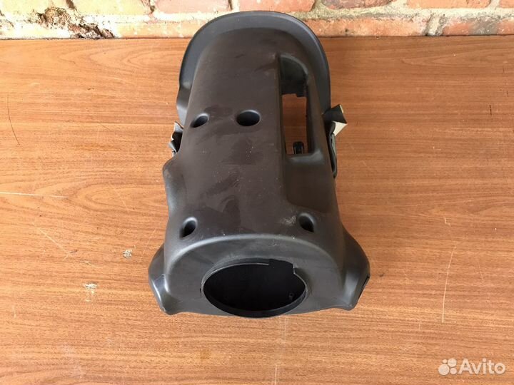 Кожух подрулевой Nissan Qashqai J10