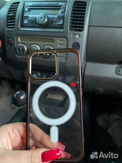 Чехол на iPhone