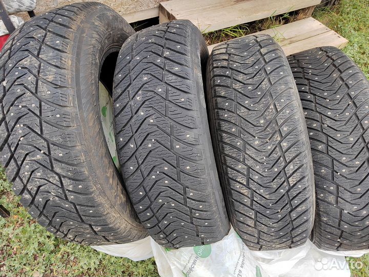 Yokohama Ice Guard IG65 235/65 R18