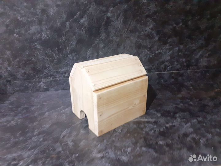 Деревянный домик для грызунов