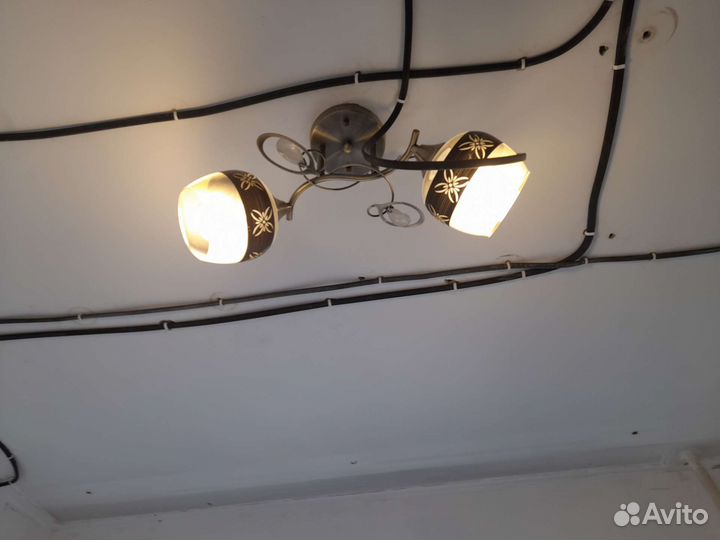Люстра потолочная бу