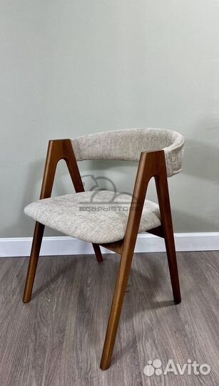 Стул мягкий. Стулья кухонные