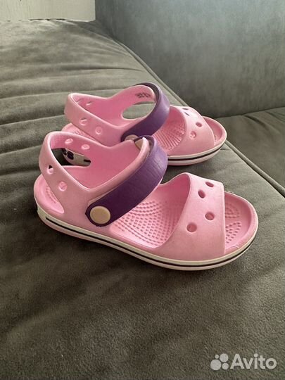 Сандали crocs c8