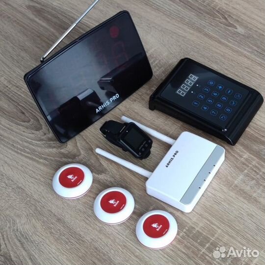 Кнопка вызова официанта,часы, табло, пульт, репите