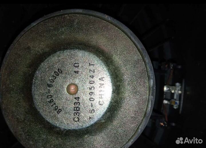 Toyota Camry дверной динамик