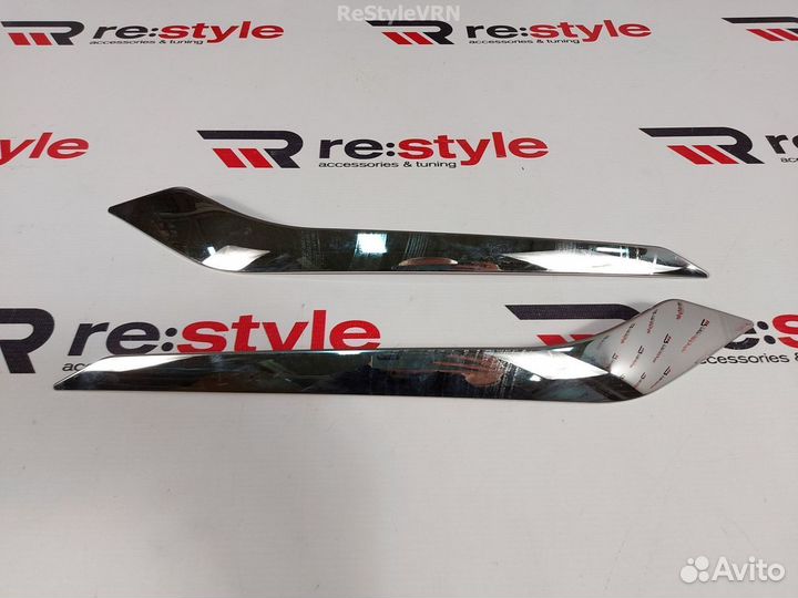 Накладки на решетку радиатора Camry 70