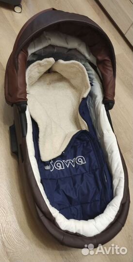 Коляска 3 в 1 maEma цвета шоколад