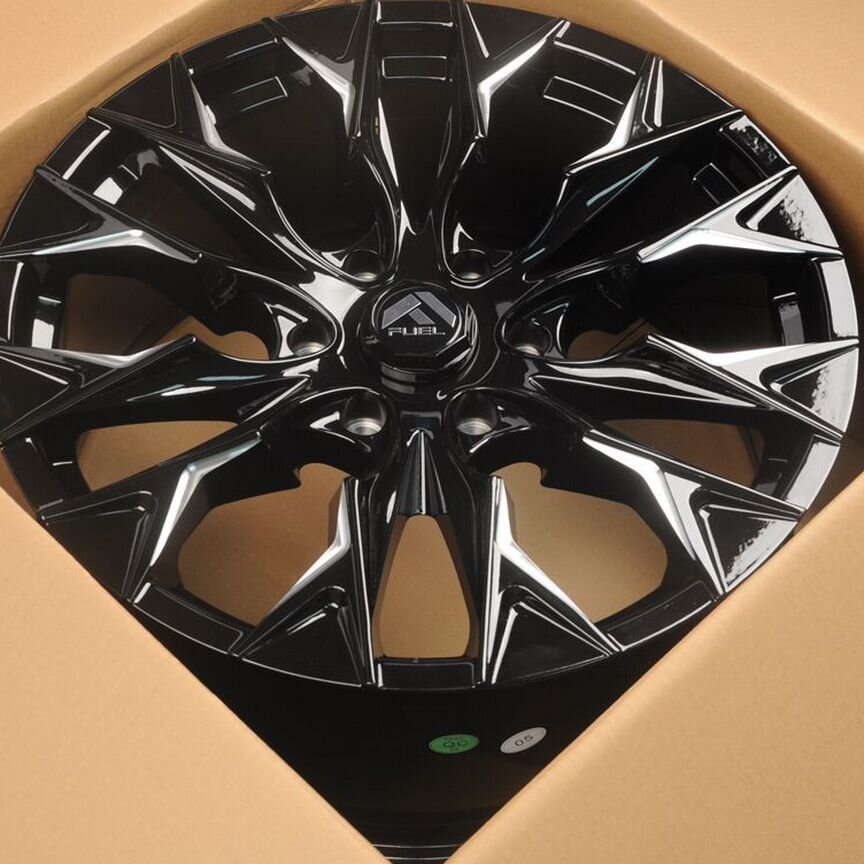 Диски на Toyota LC300 KoKo Kuture 0365 9x20/6x139.7 D95.1 ET40 Black+Milling литой