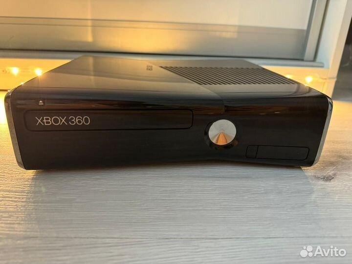 Xbox 360 S Console