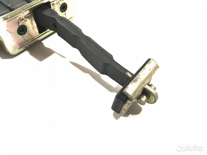 Ограничитель передний правый Mercedes E W211