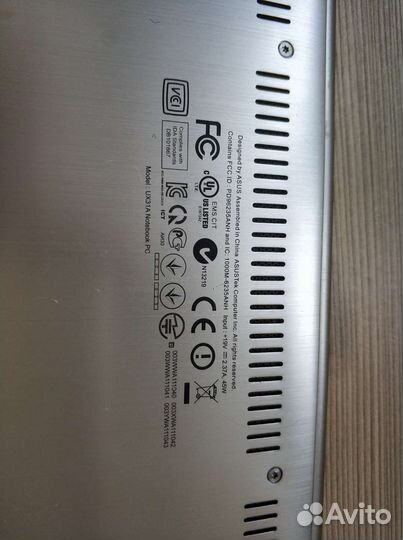 Asus Zenbook i7 4gb 256gb IPS fhd