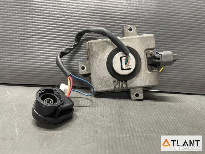 Блок ксенона mazda MPV