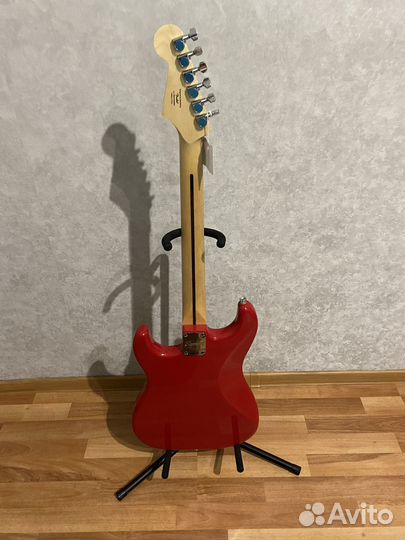 Электрогитара Squier Sonic Strat HT Torino Red