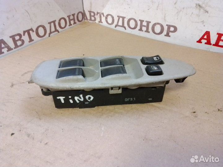 Блок управления стеклоподъемниками передний левый