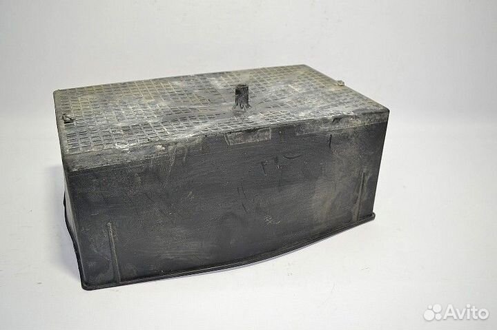 Ящик аккумулятора volvo FH (01.12)