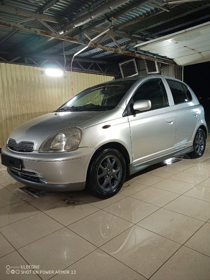 Toyota Vitz: фото владельца
