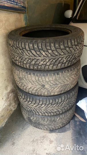 Nokian Tyres Hakkapeliitta 9 235/55 R17